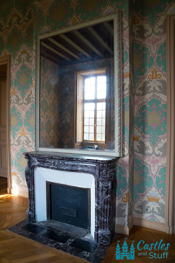 Ladies Salon Fireplace